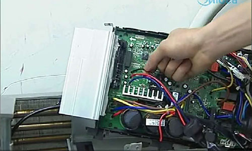 龙南美的空调电话是多少